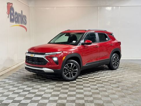 New 2026 Chevrolet TrailBlazer LT w/ Convenience Package AWD/4WD image 2