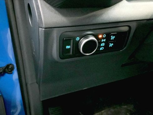 Used 2025 Ford Mustang Coupe RWD image 37
