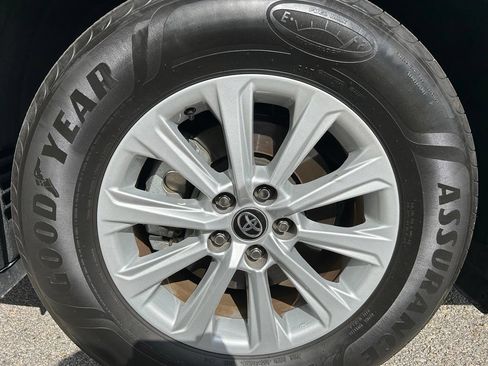 Certified 2026 Toyota Grand Highlander FWD image 10