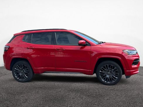 Certified 2022 Jeep Compass Limited w/ (RED) Package AWD/4WD image 6