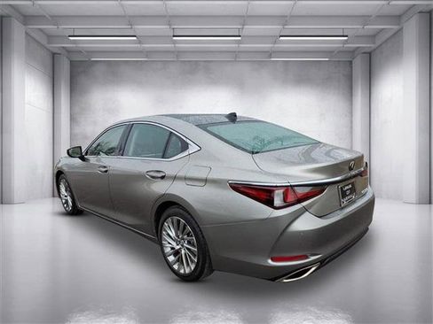Certified 2019 Lexus ES 350 image 5