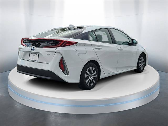 Used 2021 Toyota Prius Prime XLE w/ Carpet Mat Package (TMS) FWD image 3