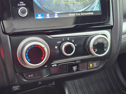 Used 2019 Honda Fit EX image 31