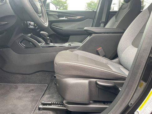 Used 2025 Chevrolet TrailBlazer LT image 22