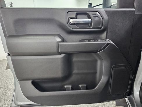 Used 2025 Chevrolet Silverado 2500 Custom w/ Custom Value Package AWD/4WD image 15