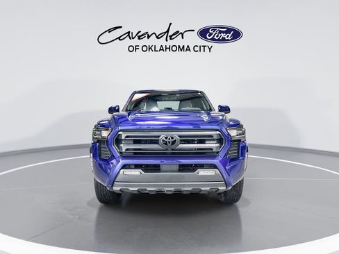 Used 2024 Toyota Tacoma SR5 RWD image 3