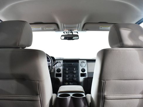 Used 2010 Ford F150 XLT image 17