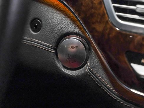 Used 2011 Mercedes-Benz S 63 AMG image 16