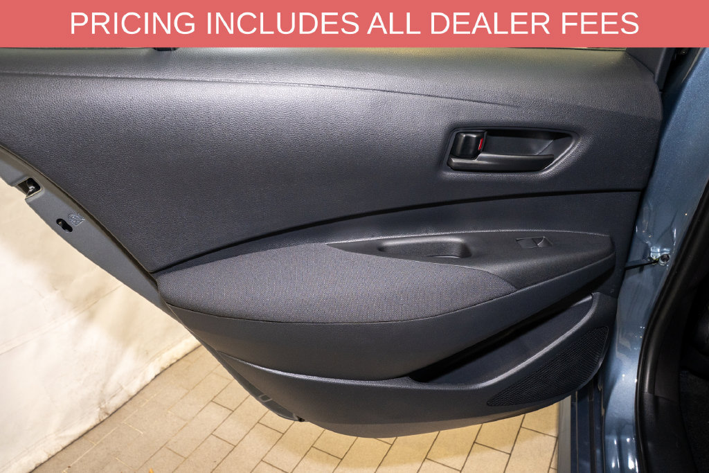 Used 2025 Toyota Corolla LE FWD image 9
