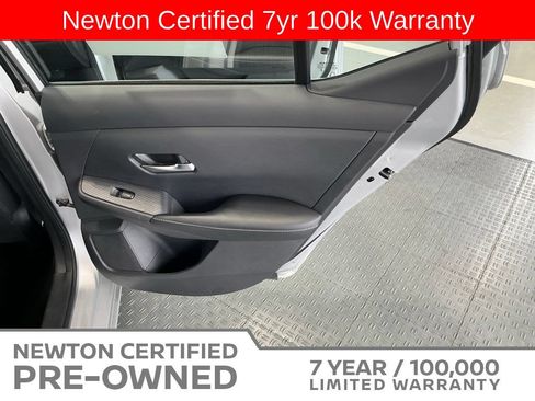 Used 2022 Nissan Sentra SV FWD image 35