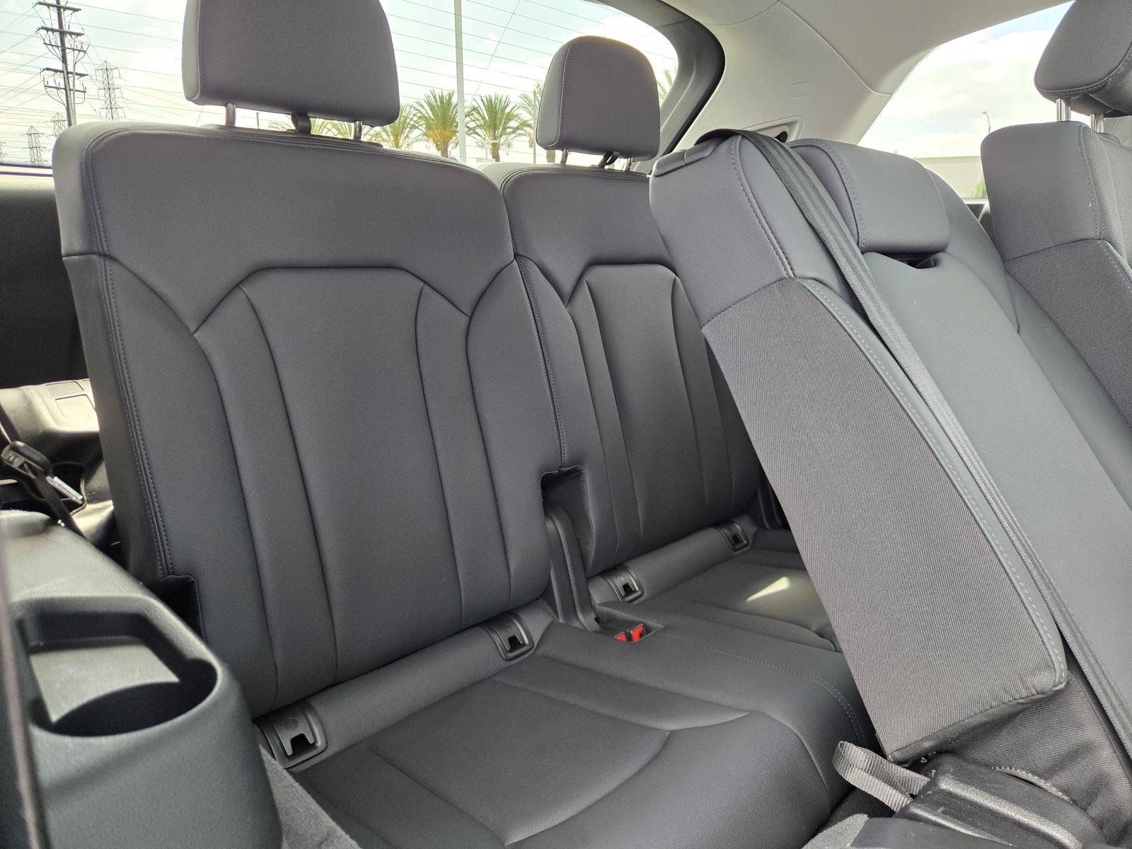 Used 2022 Audi Q7 3.0T Premium Plus AWD/4WD image 30