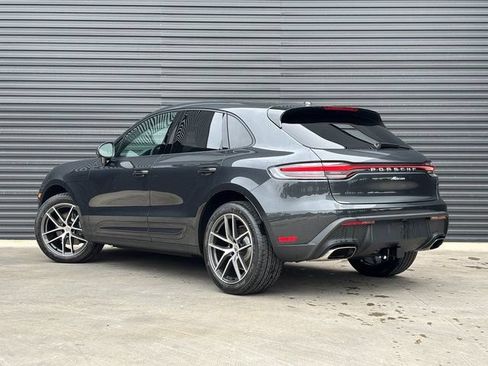 Certified 2026 Porsche Macan AWD/4WD image 3