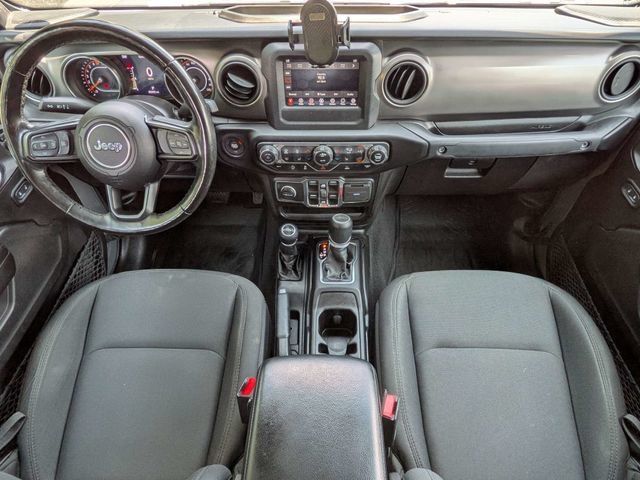 Used 2021 Jeep Gladiator Overland AWD/4WD image 17