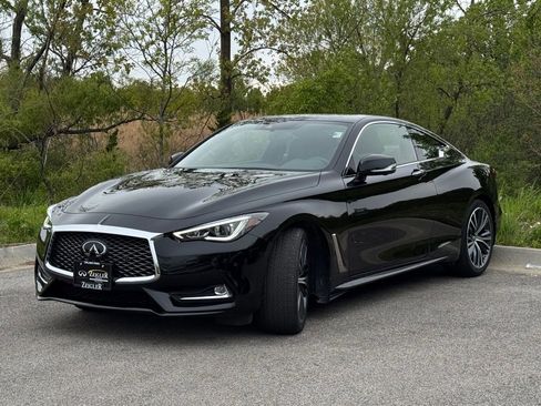 Used 2022 INFINITI Q60 3.0t Luxe w/ Essential Package AWD/4WD image 3