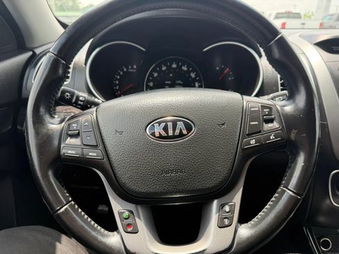 Used 2015 Kia Sorento EX AWD/4WD image 9