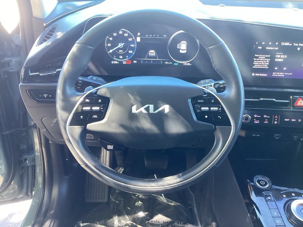 Used 2024 Kia Niro Wind w/ Wind Preserve Package FWD image 16
