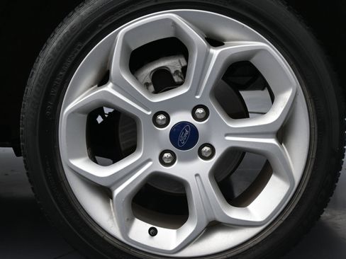 Used 2021 Ford EcoSport SE w/ SE Appearance Package image 10