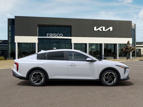 New 2026 Kia K4 EX FWD image 7