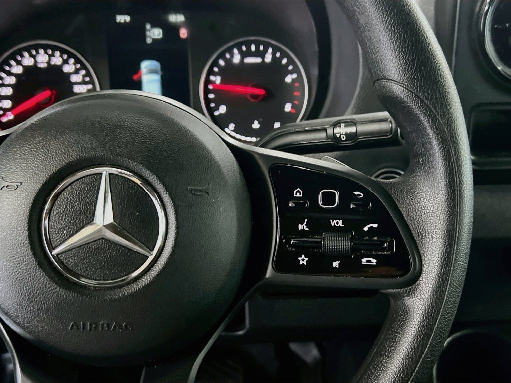 Used 2024 Mercedes-Benz Sprinter 2500 image 16