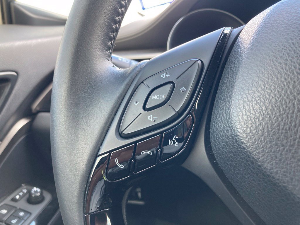 Certified 2021 Toyota C-HR Limited FWD image 13