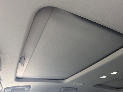 Used 2018 Buick Enclave Essence w/ Trailering Package image 31