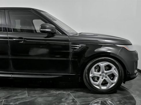 Used 2019 Land Rover Range Rover Sport HSE image 12