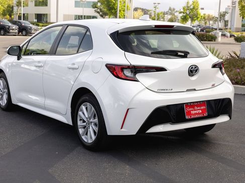 Certified 2023 Toyota Corolla SE w/ SE Premium Package FWD image 7