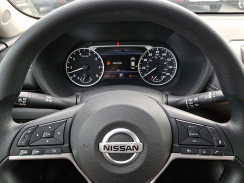 Used 2023 Nissan Sentra SV image 18