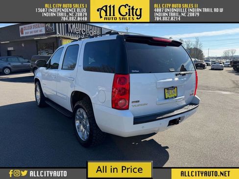 Used 2011 GMC Yukon SLT w/ SLT-2 Equipment Package image 5