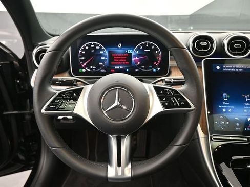 Used 2024 Mercedes-Benz C 300 Sedan image 7