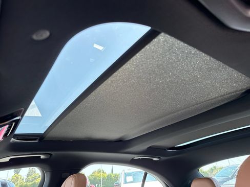 Used 2025 Mercedes-Benz E 350 Sedan image 20