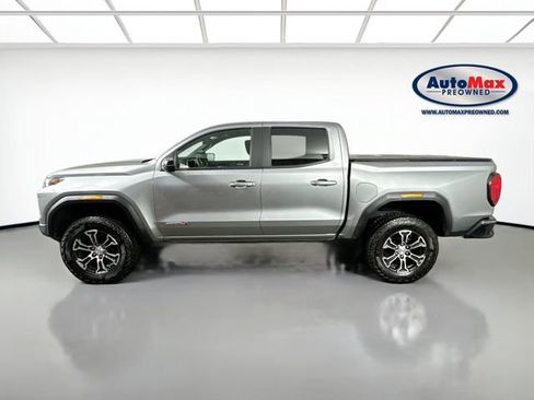 Used 2023 GMC Canyon AT4 image 9