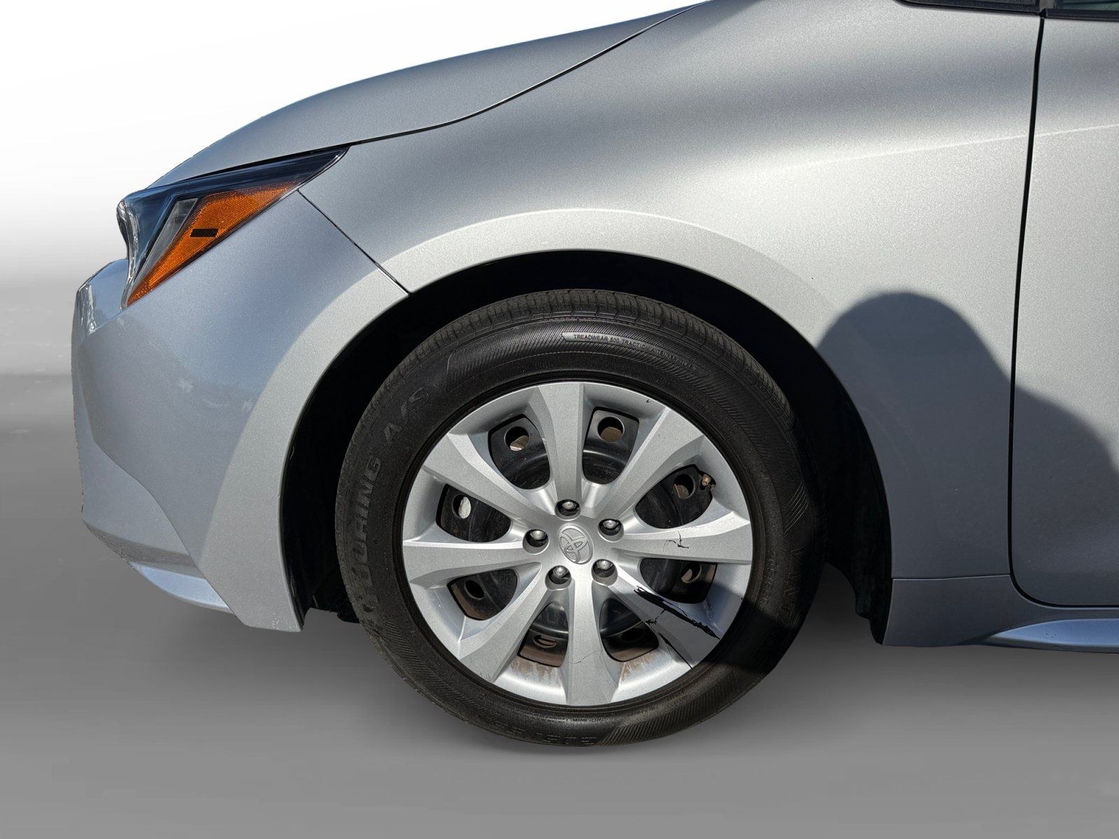 Used 2024 Toyota Corolla LE FWD image 9