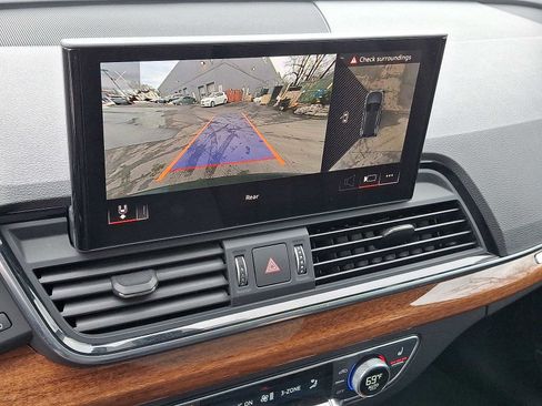 Certified 2023 Audi Q5 2.0T Premium Plus w/ Premium Plus Package image 15