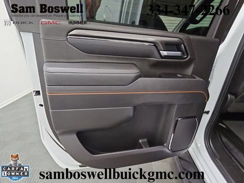 Used 2025 GMC Sierra 2500 AT4 AWD/4WD image 32