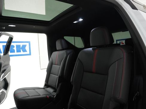 New 2026 Chevrolet Traverse RS w/ LPO, Floor Liner Package image 40