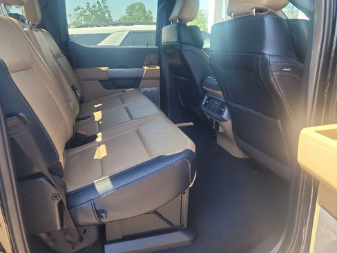 Used 2023 Ford F350 Lariat w/ Lariat Ultimate Package image 7