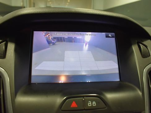 Used 2013 Ford Focus Titanium image 25