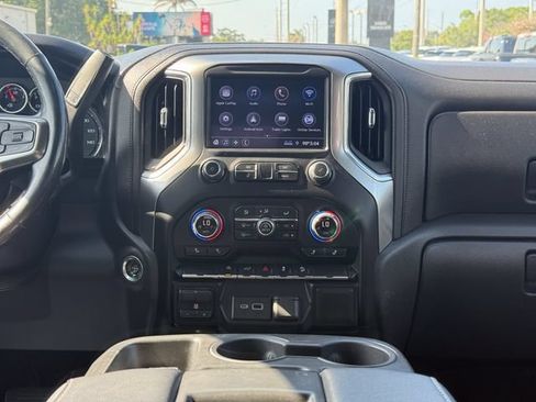 Used 2021 Chevrolet Silverado 1500 LT AWD/4WD image 22