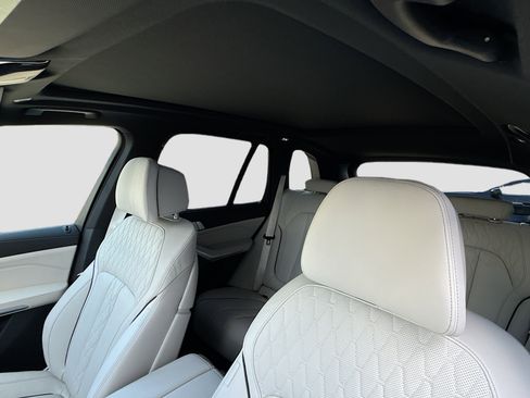 New 2026 BMW X5 xDrive50e w/ Executive Package AWD/4WD image 27