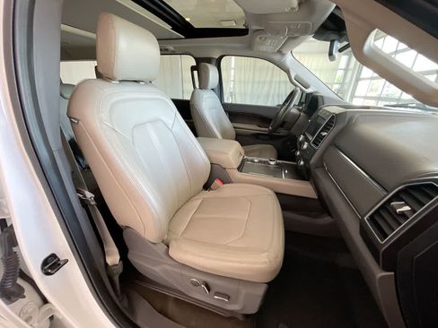 Used 2020 Ford Expedition Max Limited w/ Equipment Group 301A AWD/4WD image 26
