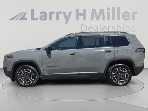 New 2026 Jeep Cherokee Limited AWD/4WD image 2