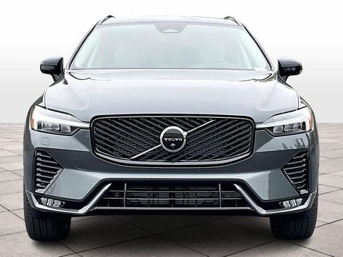 New 2026 Volvo XC60 B5 Ultra w/ Climate Package PRO image 5
