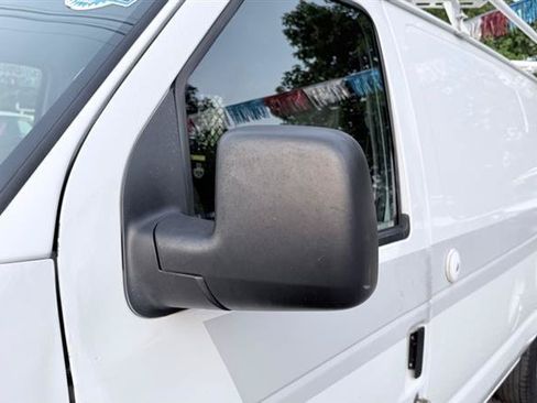 Used 2012 Ford E-150 and Econoline 150 w/ Commercial Cargo Van Pkg RWD image 31