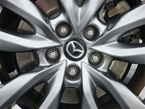 Used 2019 MAZDA CX-9 Touring w/ Touring Premium Package image 11