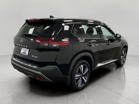 Certified 2023 Nissan Rogue SL w/ SL Premium Package AWD/4WD image 3