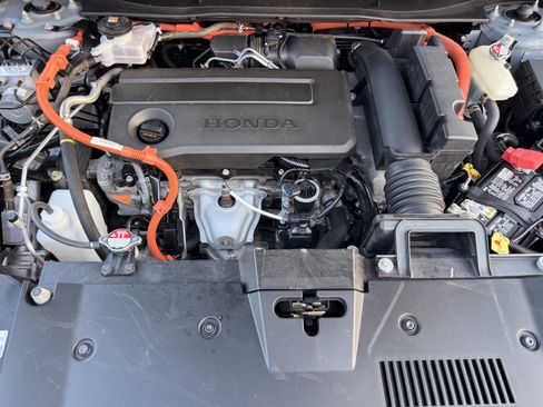 Used 2025 Honda CR-V Sport-L image 30