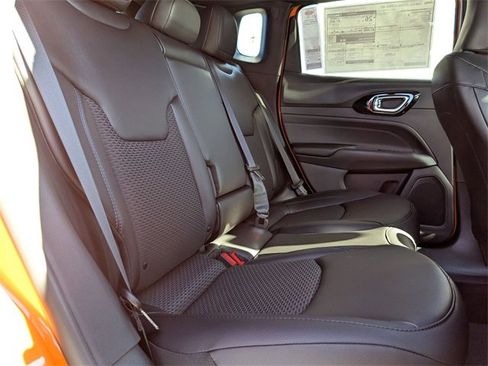 New 2026 Jeep Compass Latitude image 32