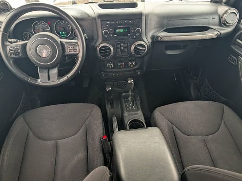 Used 2014 Jeep Wrangler Unlimited Sport w/ Quick Order Package 24S image 18