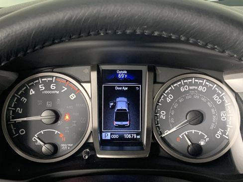 Used 2023 Toyota Tacoma SR5 image 10